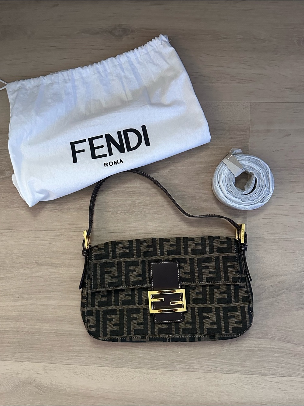 Fendi Black and Brown FF Zucca Canvas Baguette Shoulder Bag - Picture 1 of 4